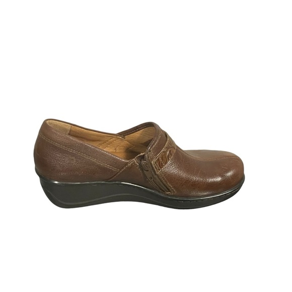 Nurture Malone Brown Leather Slip On Wedge Loafer Comfort Shoe Sz 9 - Picture 4 of 10